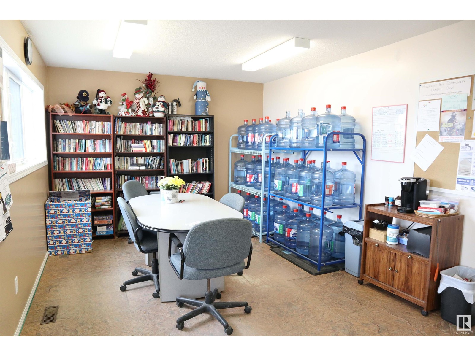 Photo 6 of 5606 Lake Dr, Rural Wetaskiwin County AB