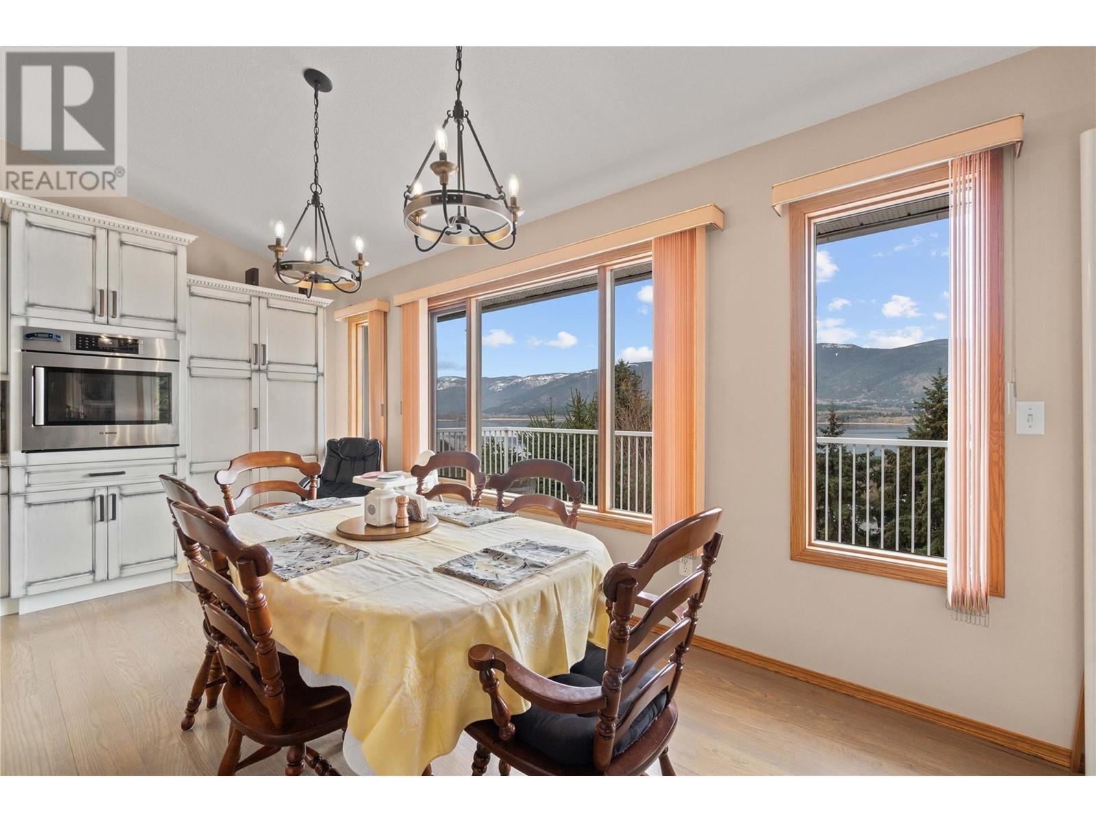 Photo 15 of 4711 16 Street Ne, Salmon Arm BC