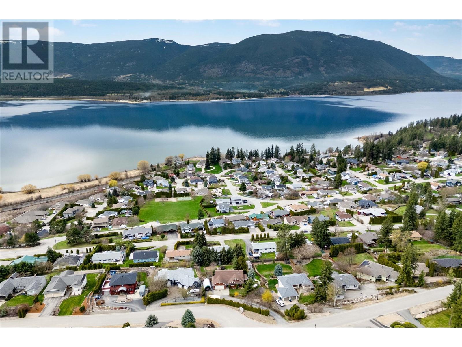 Photo 2 of 4711 16 Street Ne, Salmon Arm BC