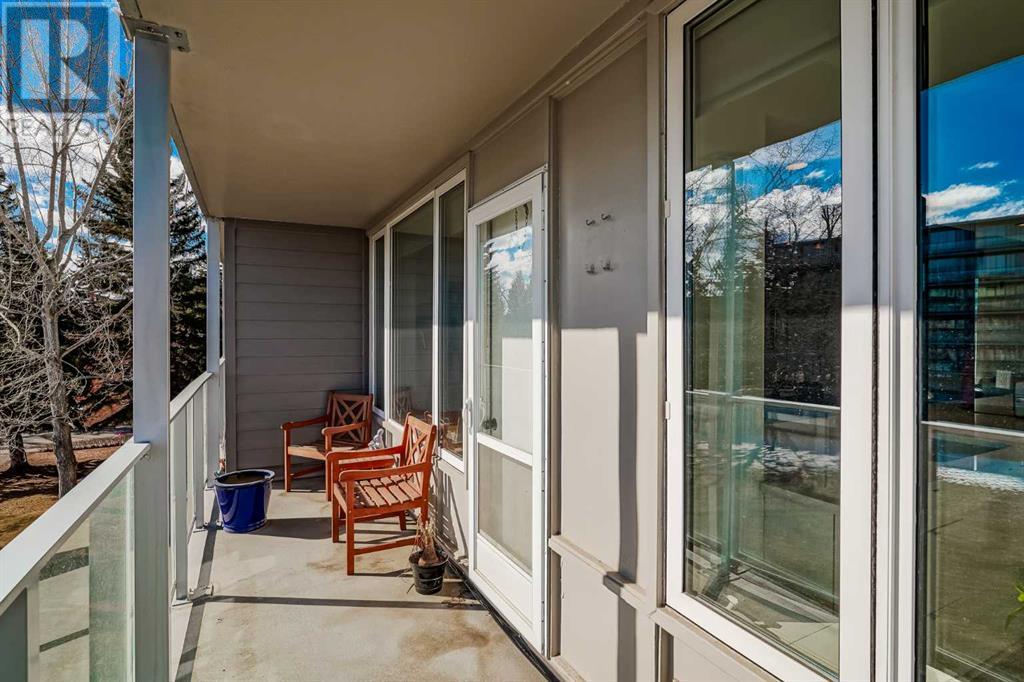 Single Family House for Sale in   Rideau Place Rideau Park Calgary 