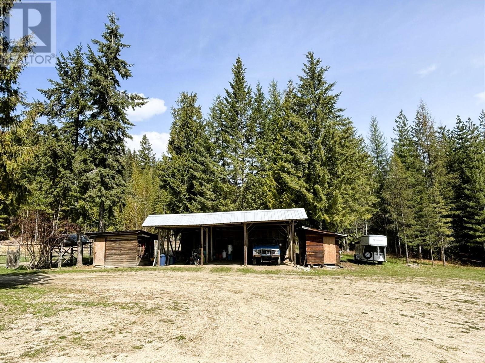 1425 Bobbie Burns Road, Lumby
