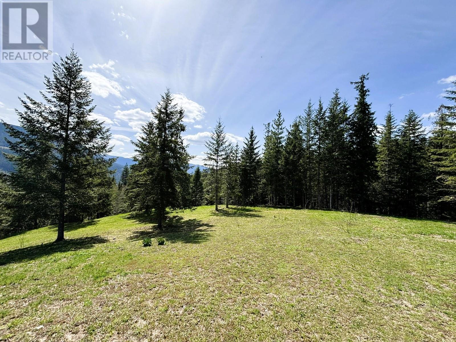 1425 Bobbie Burns Road, Lumby