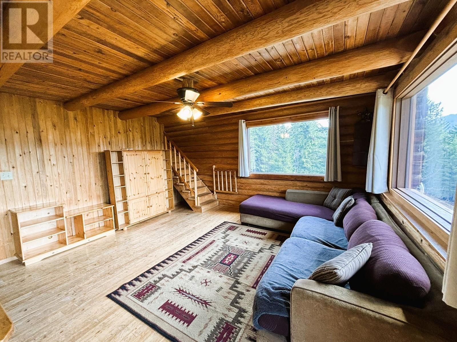 1425 Bobbie Burns Road, Lumby