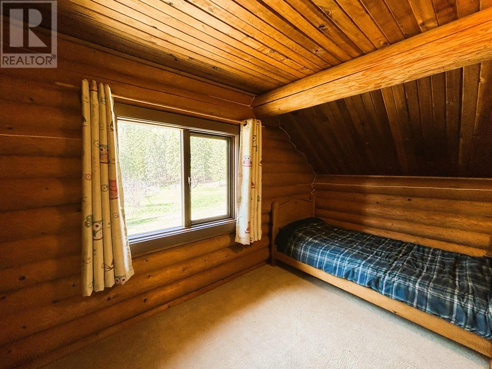 1425 Bobbie Burns Road, Lumby
