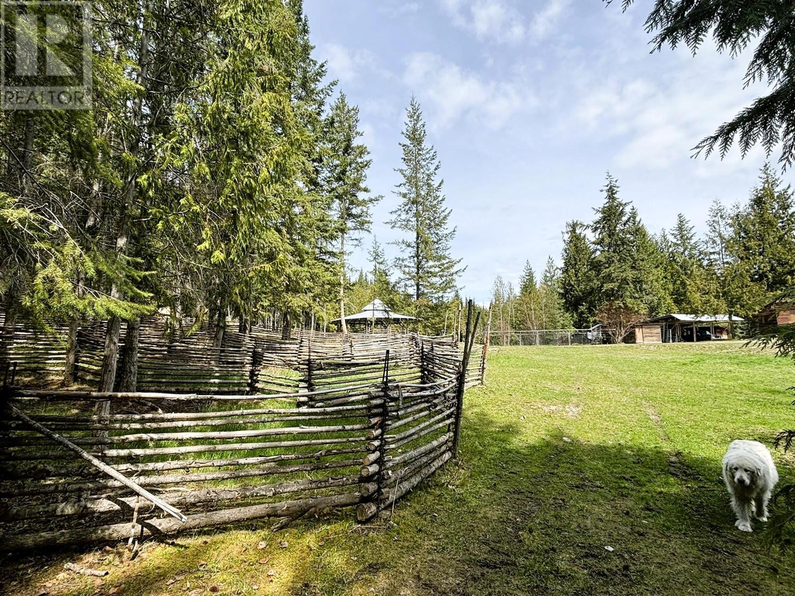 1425 Bobbie Burns Road, Lumby