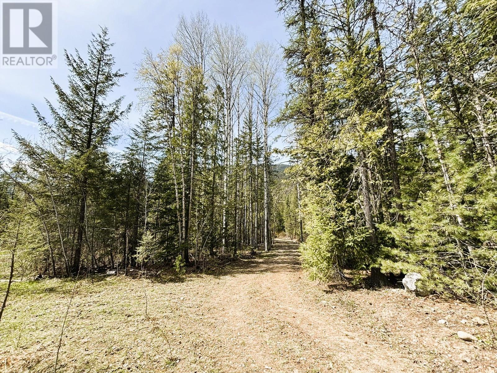 1425 Bobbie Burns Road, Lumby
