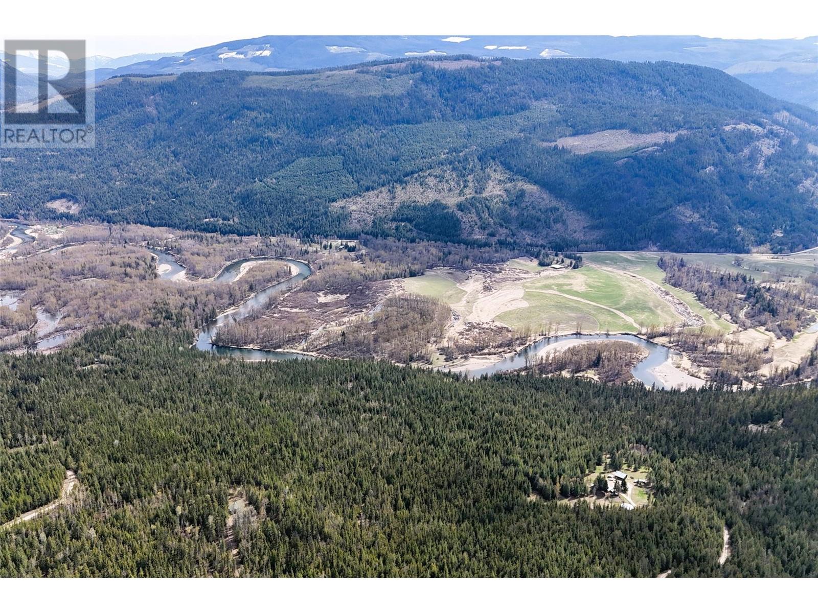 1425 Bobbie Burns Road, Lumby