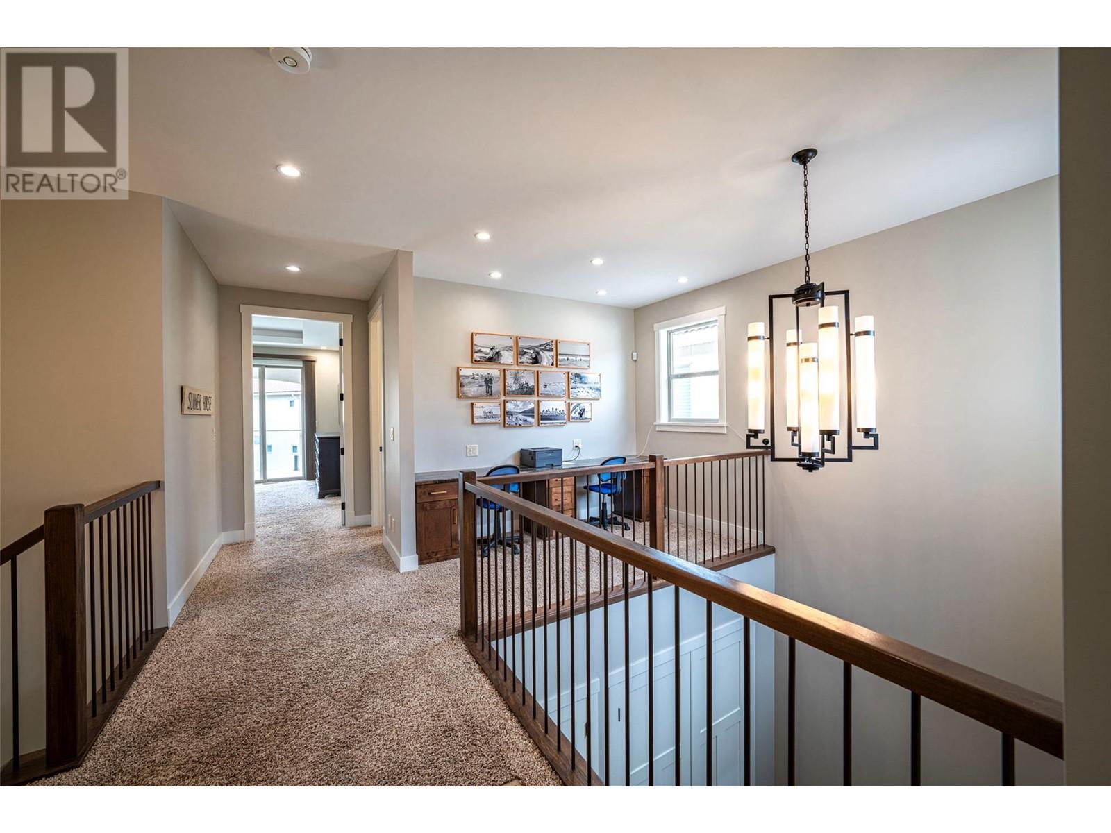 4 7373 Brooks Lane, Vernon