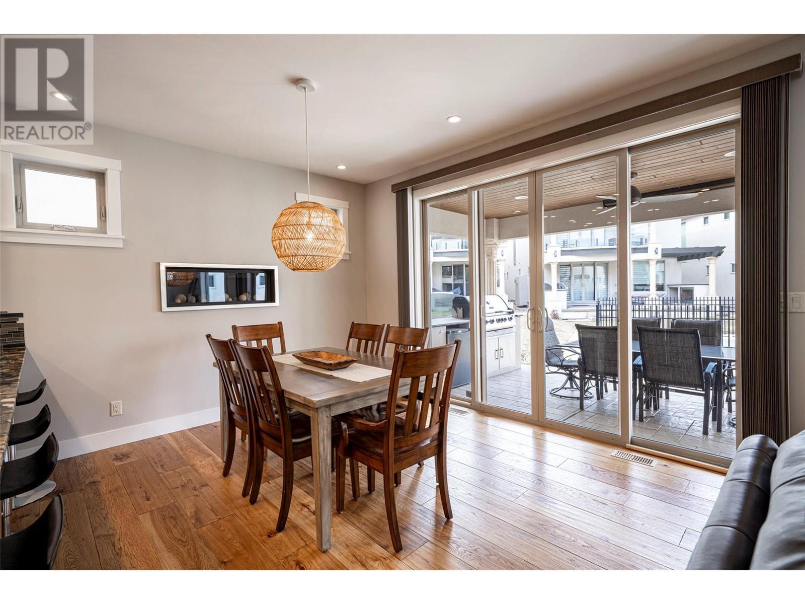 4 7373 Brooks Lane, Vernon