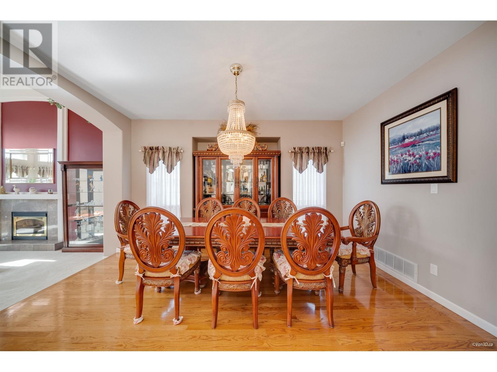 Photo 11 of 2551 Sapphire Place, Coquitlam BC