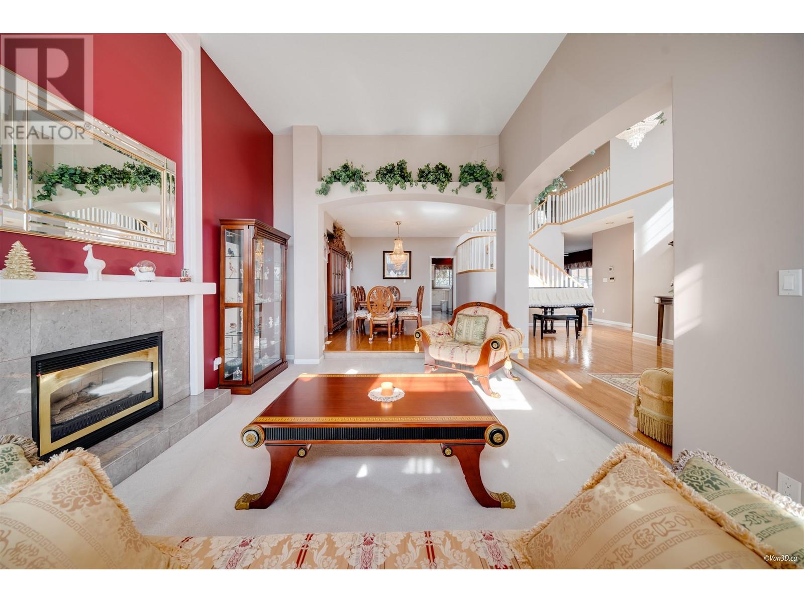 Photo 8 of 2551 Sapphire Place, Coquitlam BC