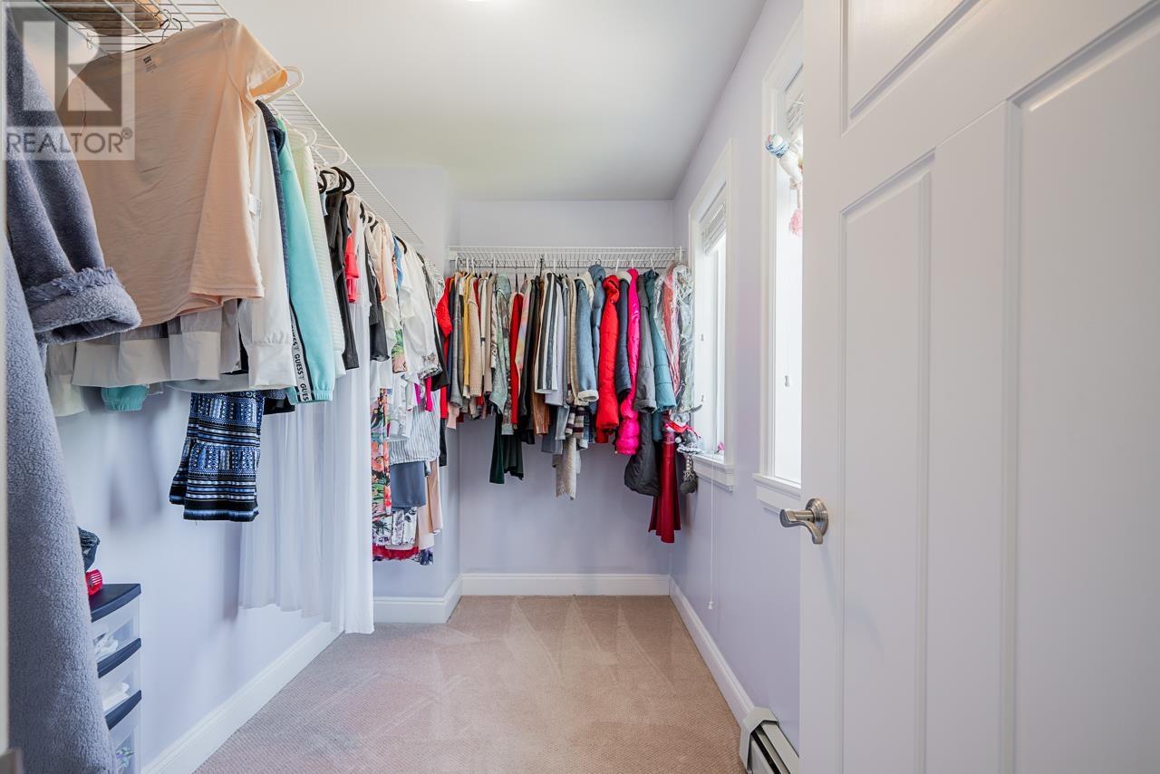 12130 GARDEN STREET, Maple Ridge