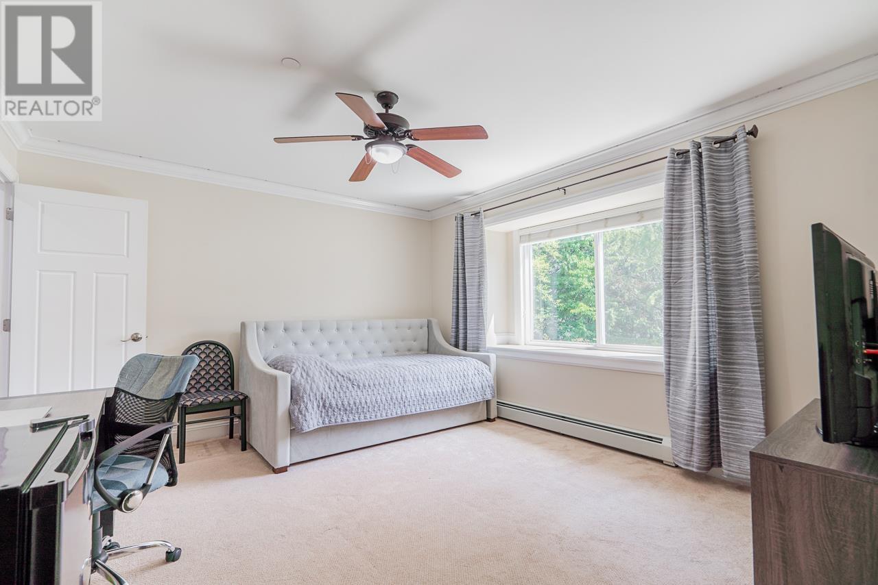 12130 GARDEN STREET, Maple Ridge
