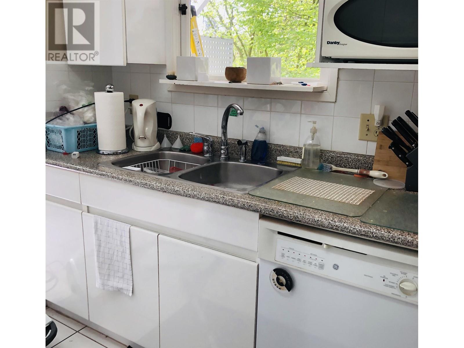 3870 W 37TH AVENUE, Vancouver