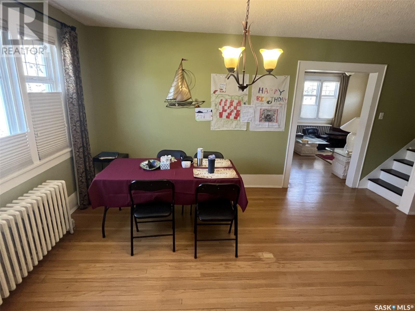 Photo 16 of 124 3rd Avenue W, Rosetown SK