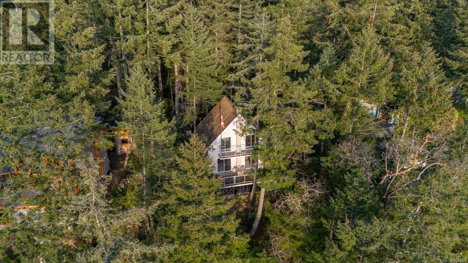 145 Pirates Lane, Protection Island