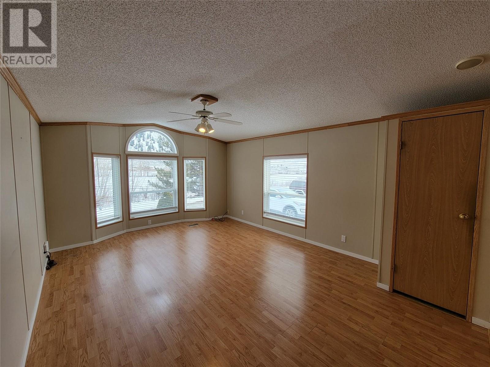 15 1292 Highway 3A Other, Keremeos