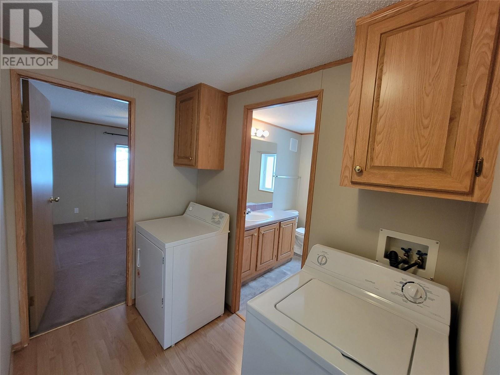 15 1292 Highway 3A Other, Keremeos