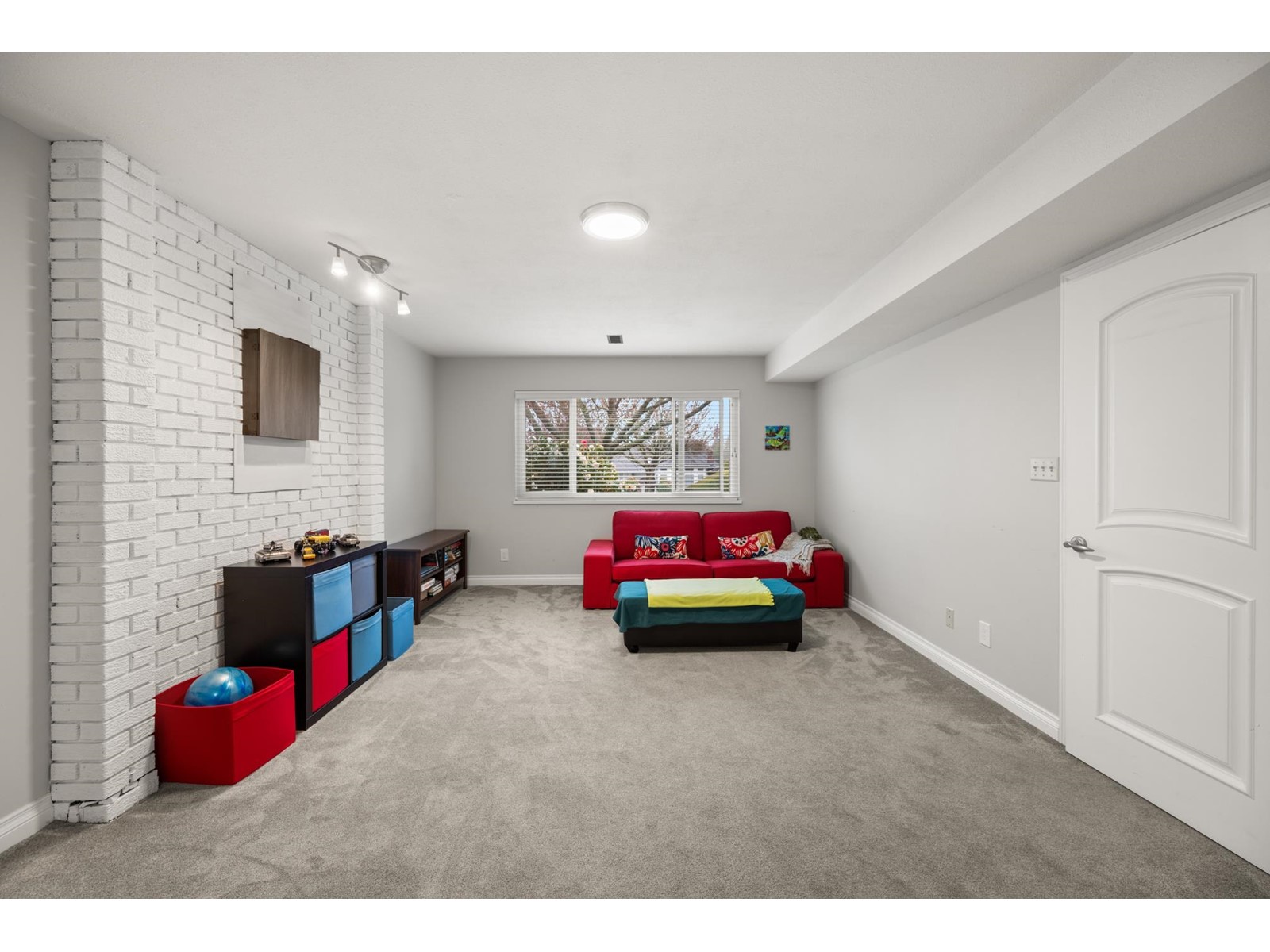 16199 13 AVENUE, Surrey real estate listing R2987797