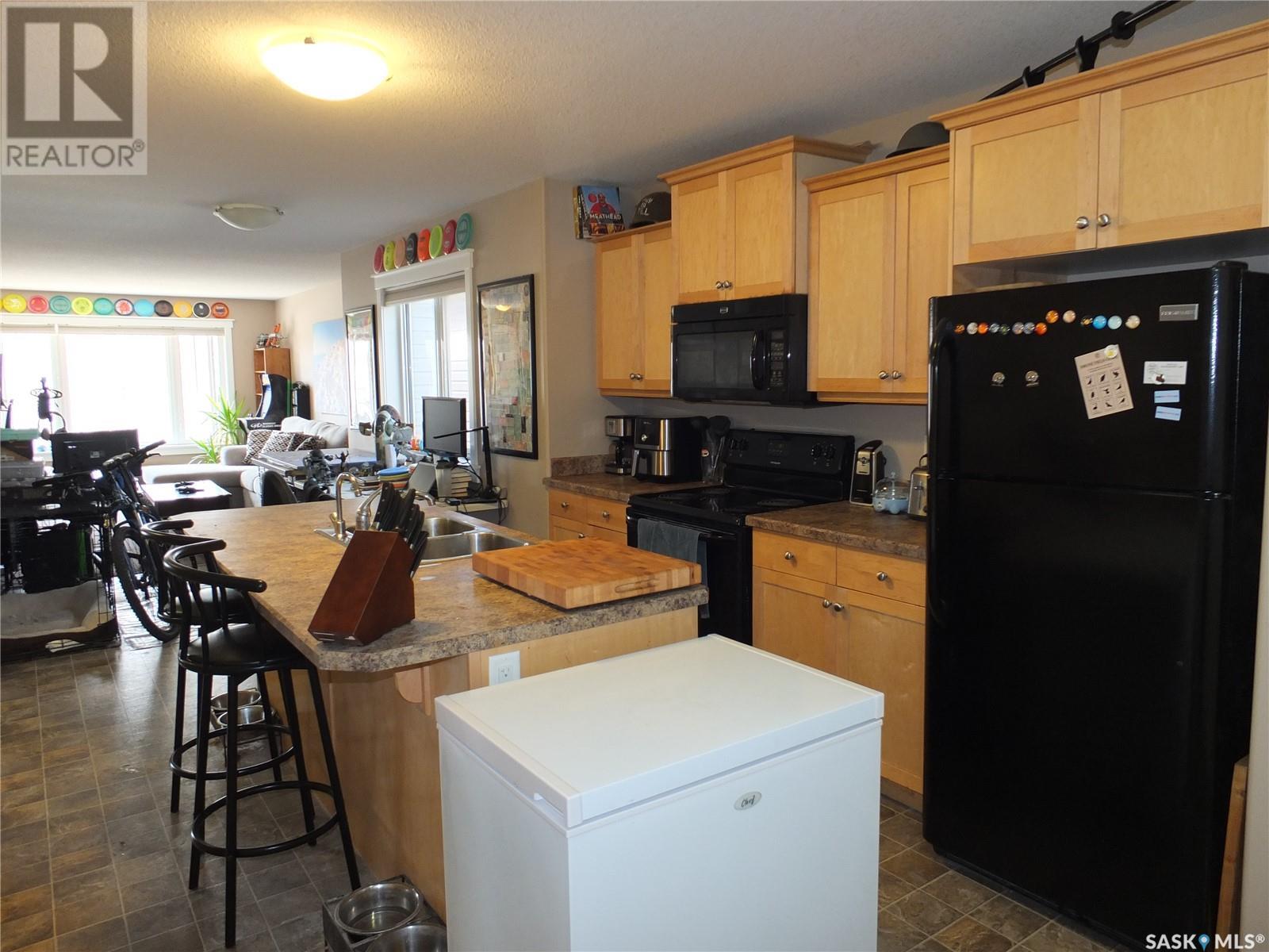 Photo 3 of 155 Osler Street, Regina SK
