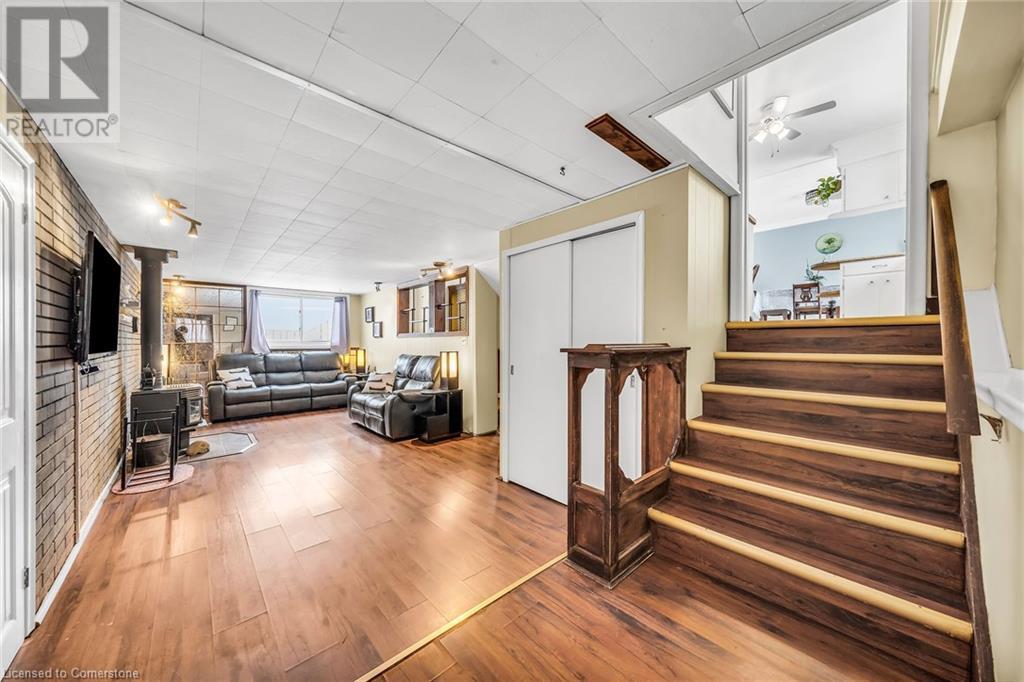 Photo 22 of 3542 Fifteenth Street, Lincoln ON