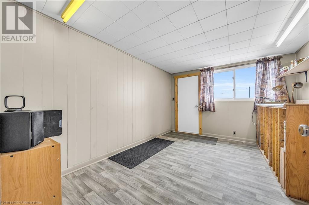 Photo 27 of 3542 Fifteenth Street, Lincoln ON