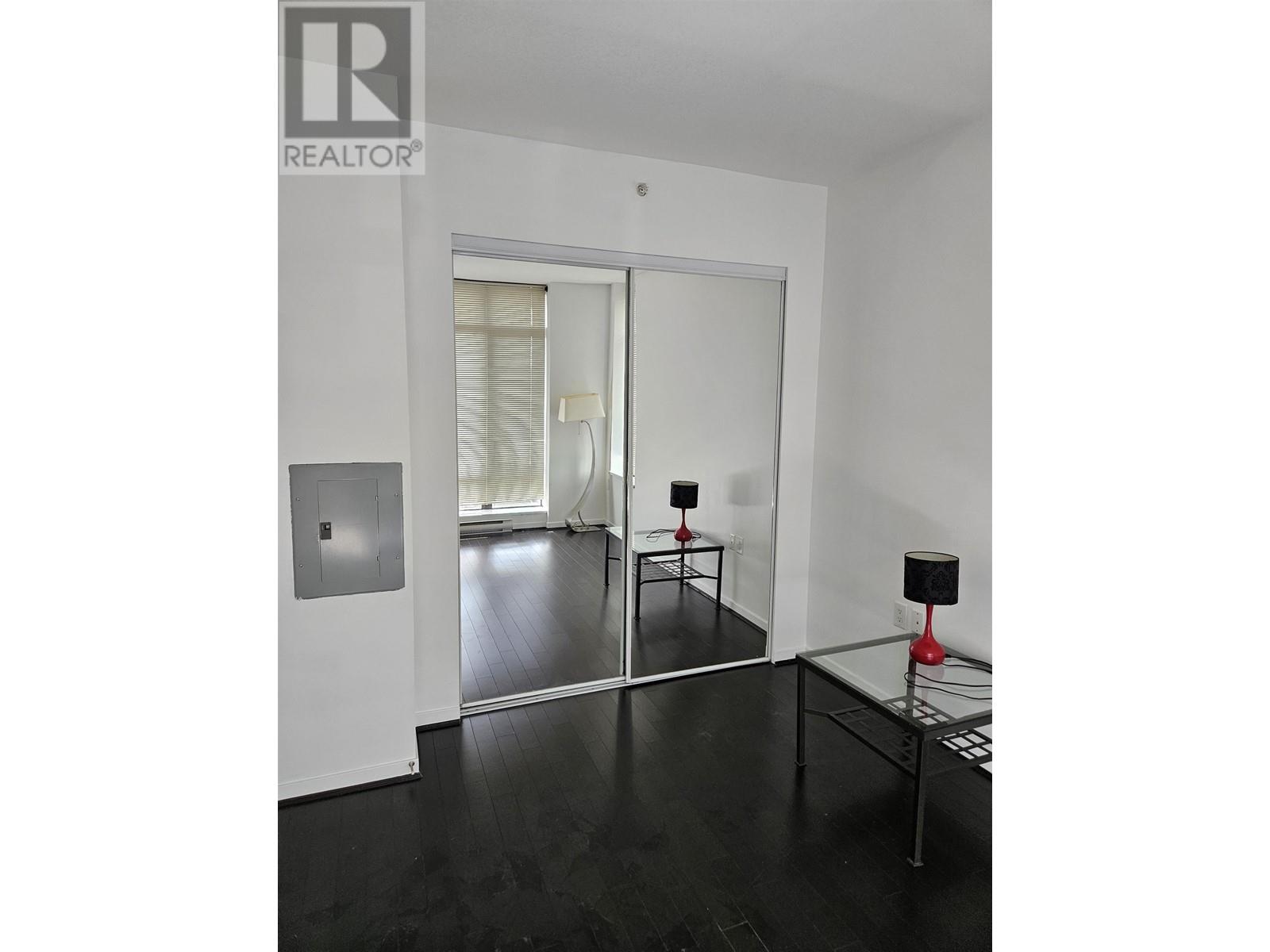 Photo 25 of 502 2345 Madison Avenue, Burnaby BC