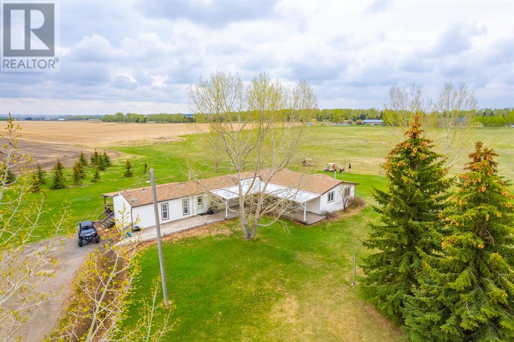 Photo 23 of 30319 Highway 2 A, Carstairs AB