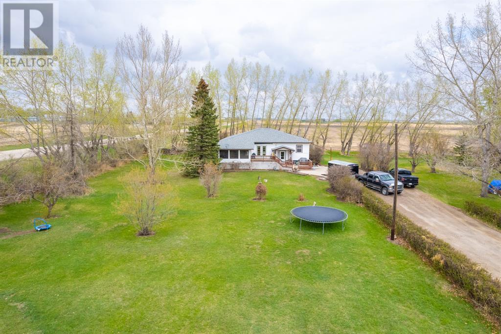 Photo 18 of 30319 Highway 2 A, Carstairs AB