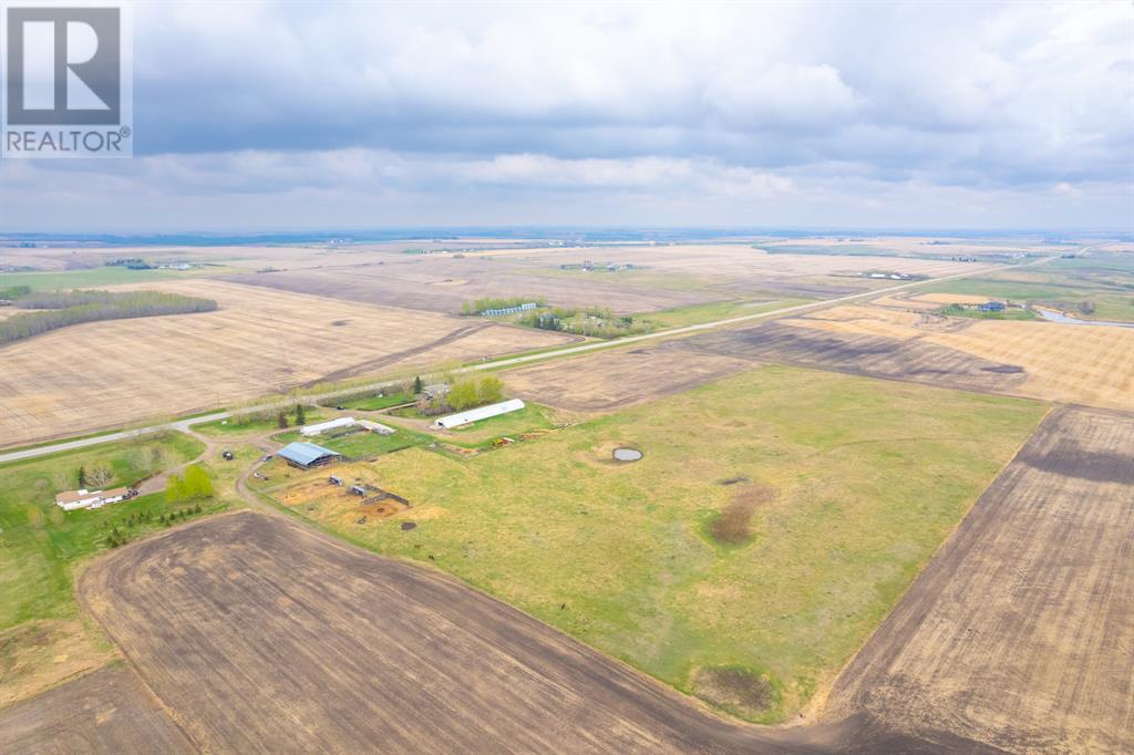 Photo 7 of 30319 Highway 2 A, Carstairs AB