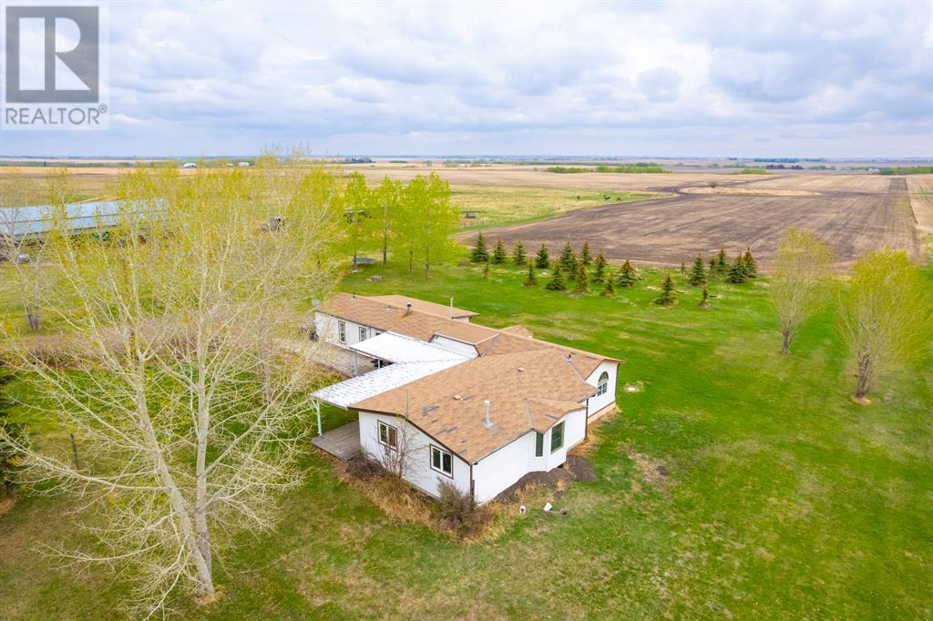 Photo 24 of 30319 Highway 2 A, Carstairs AB