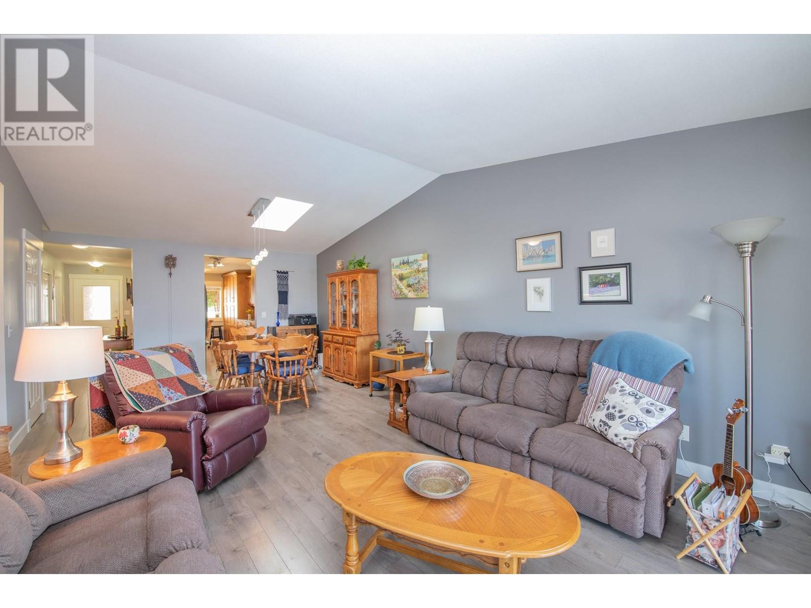 Photo 7 of 1001 30 Avenue Unit 30, Vernon BC