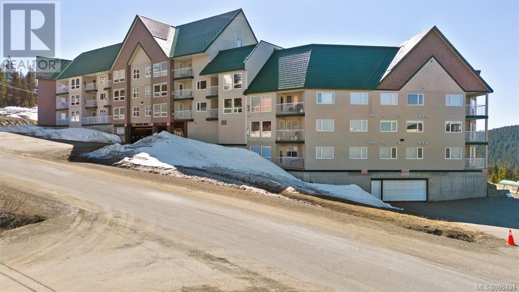 1201 Henry Rd, Courtenay - Exteriors - Full Complex View - Photo 2