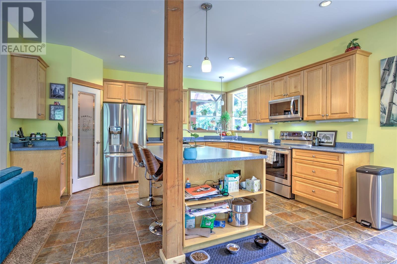 7420 Nantree Rd, Lake Cowichan