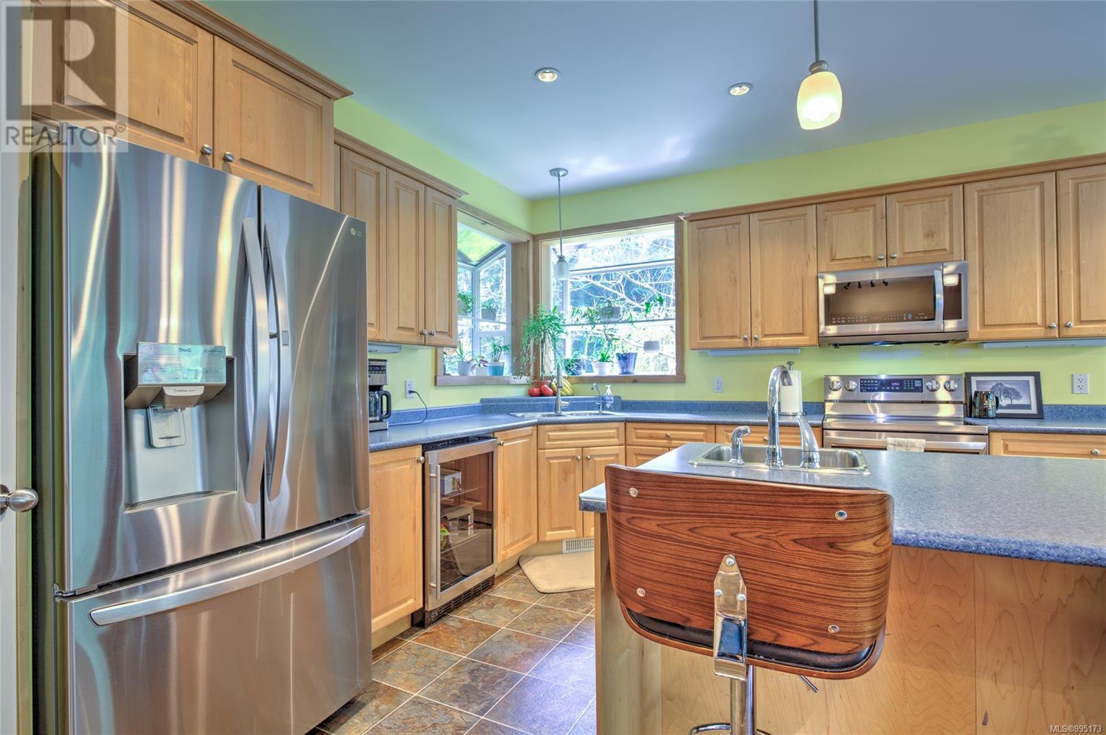 7420 Nantree Rd, Lake Cowichan