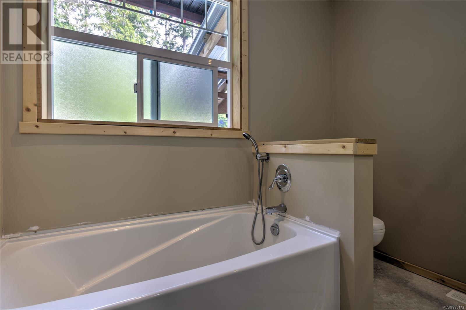 7420 Nantree Rd, Lake Cowichan