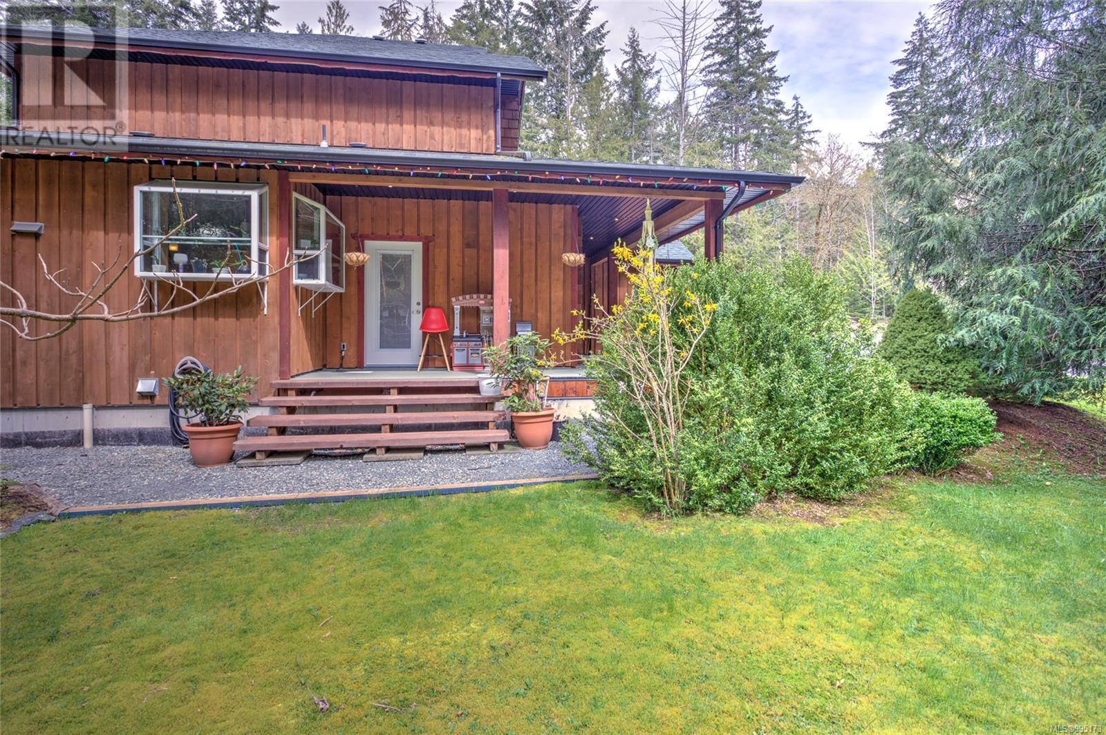 7420 Nantree Rd, Lake Cowichan