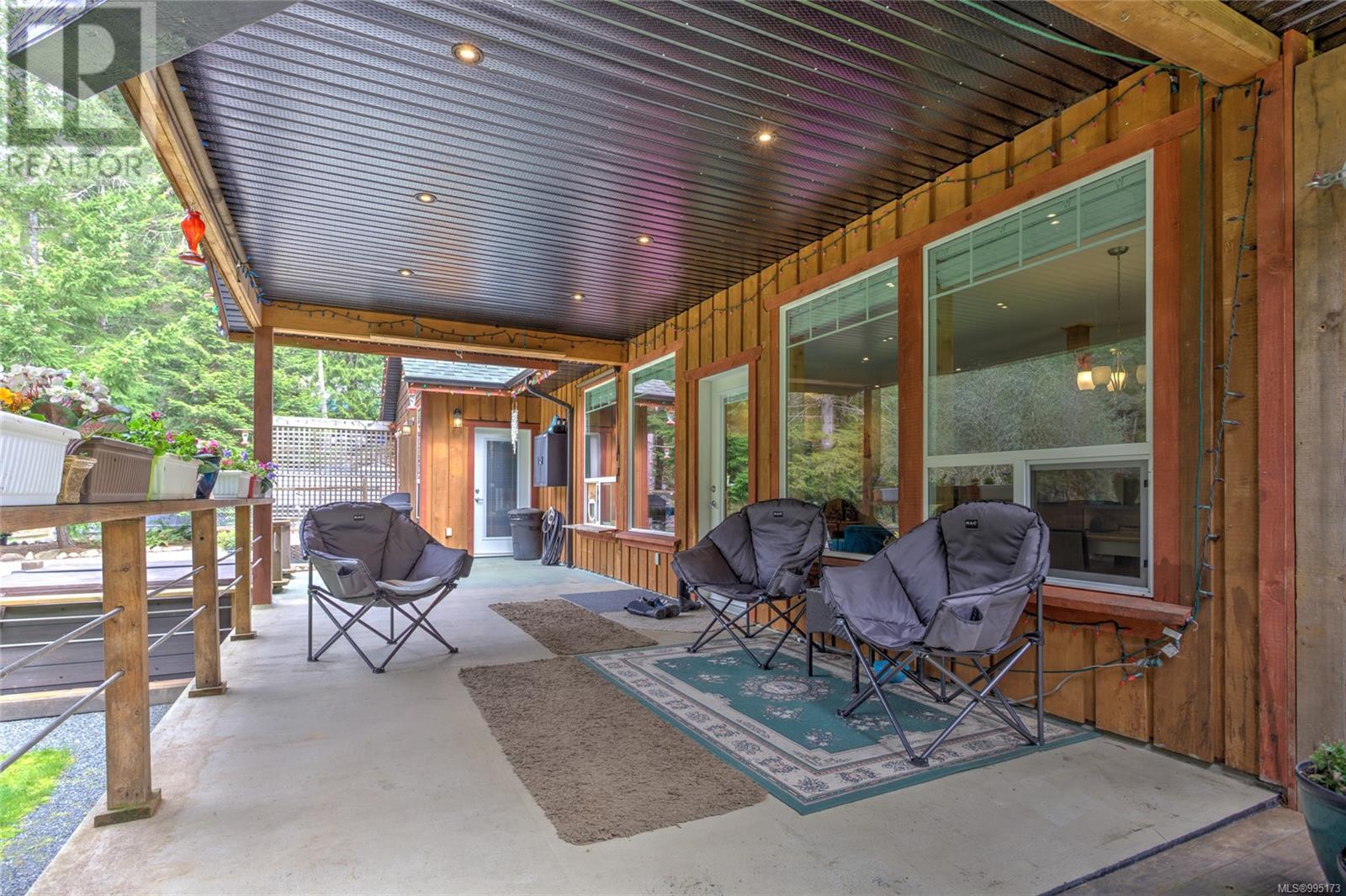 7420 Nantree Rd, Lake Cowichan