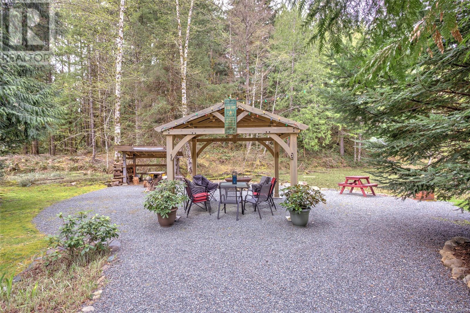 7420 Nantree Rd, Lake Cowichan