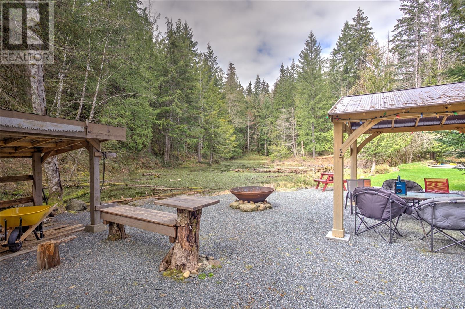 7420 Nantree Rd, Lake Cowichan