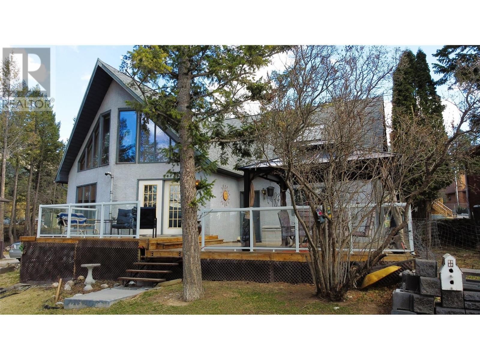 Photo 14 of 7319 Glacier Drive, Radium Hot Springs BC