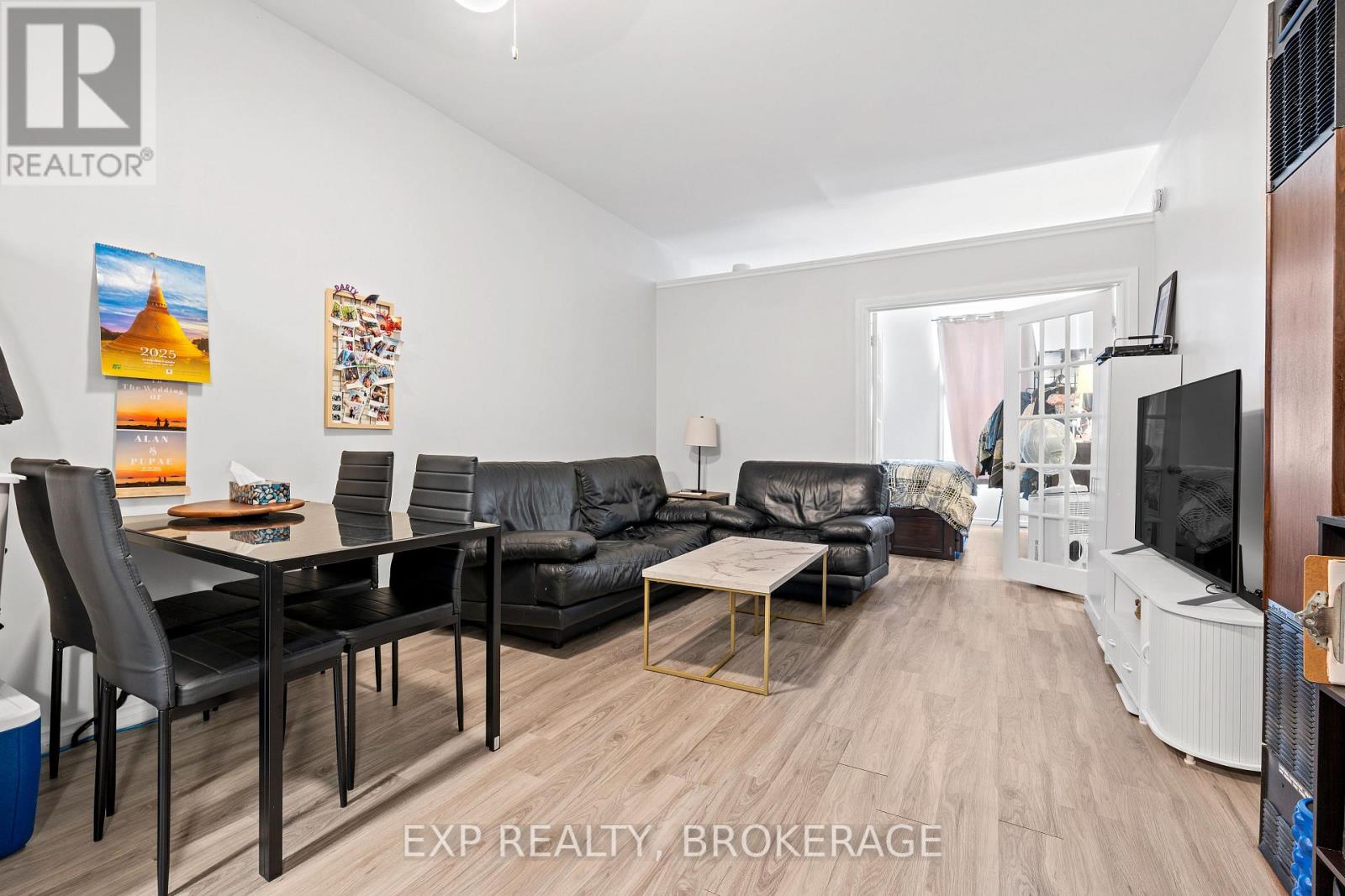 Photo 35 of 148 150 King Street W, Brockville ON