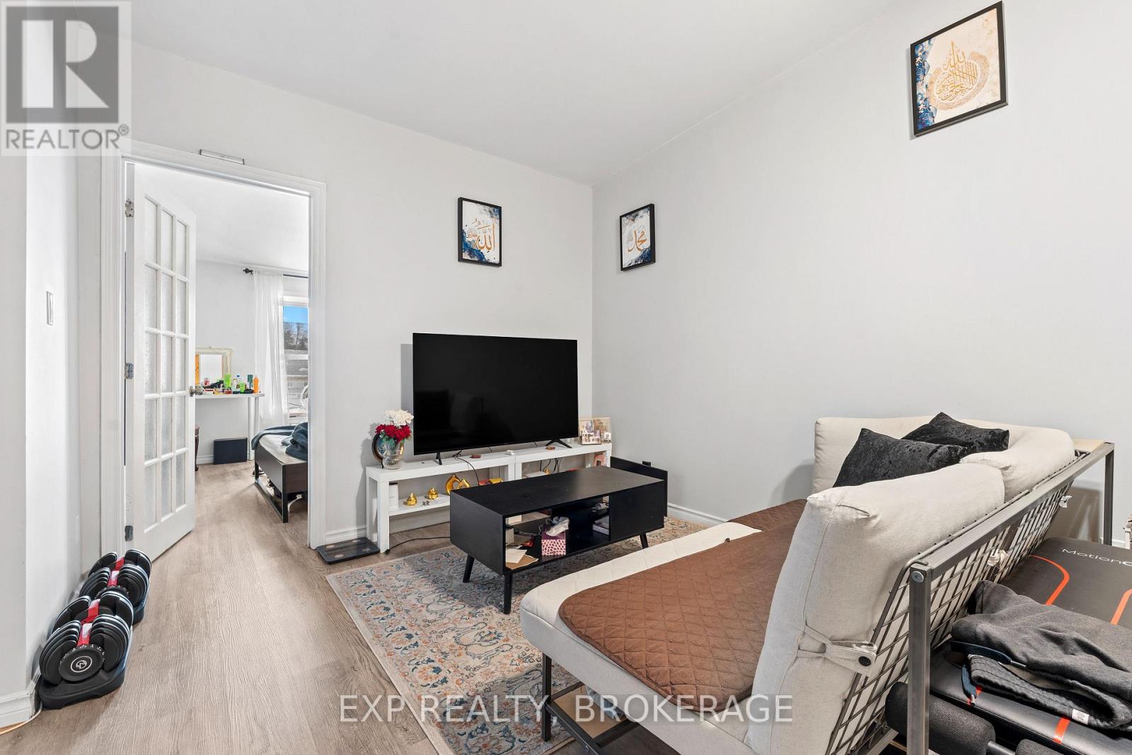 Photo 3 of 148 150 King Street W, Brockville ON