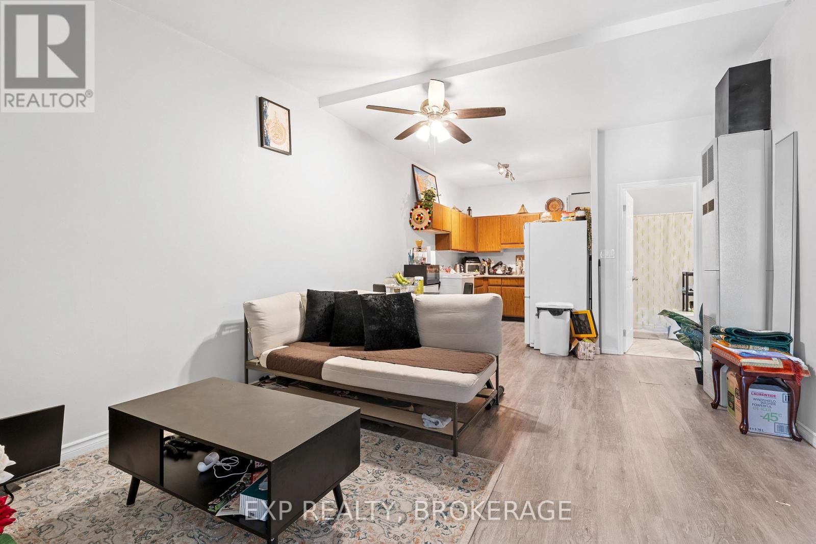 Photo 27 of 148 150 King Street W, Brockville ON