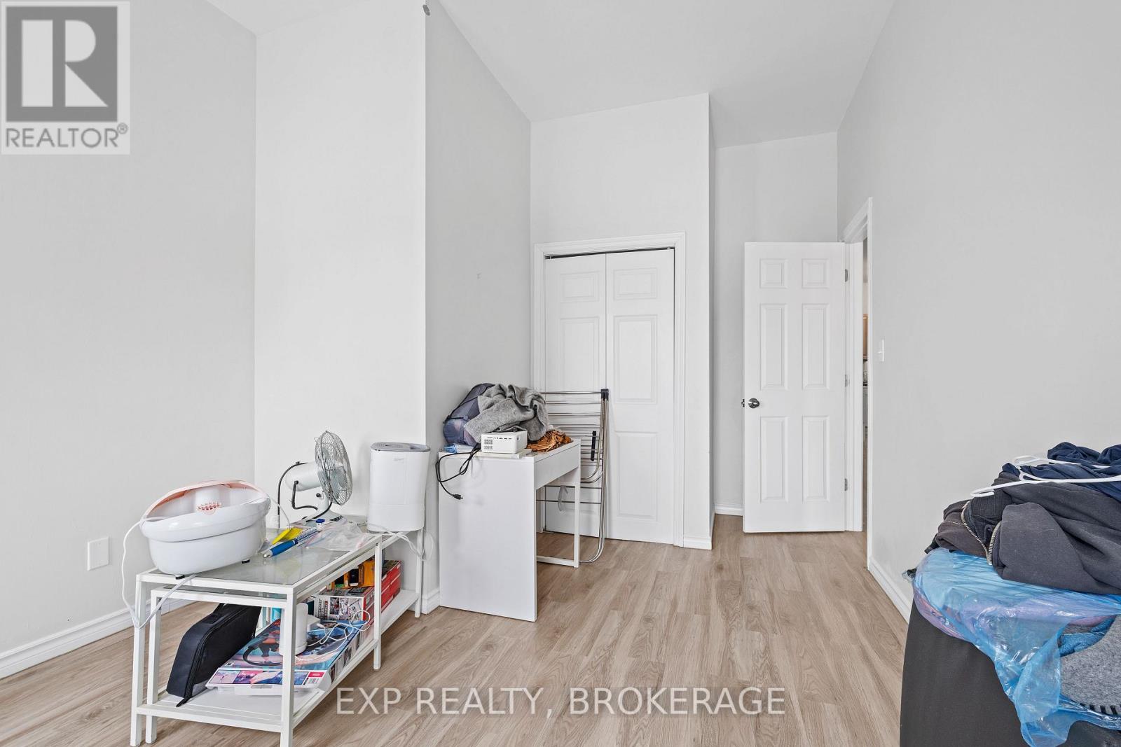 Photo 5 of 148 150 King Street W, Brockville ON