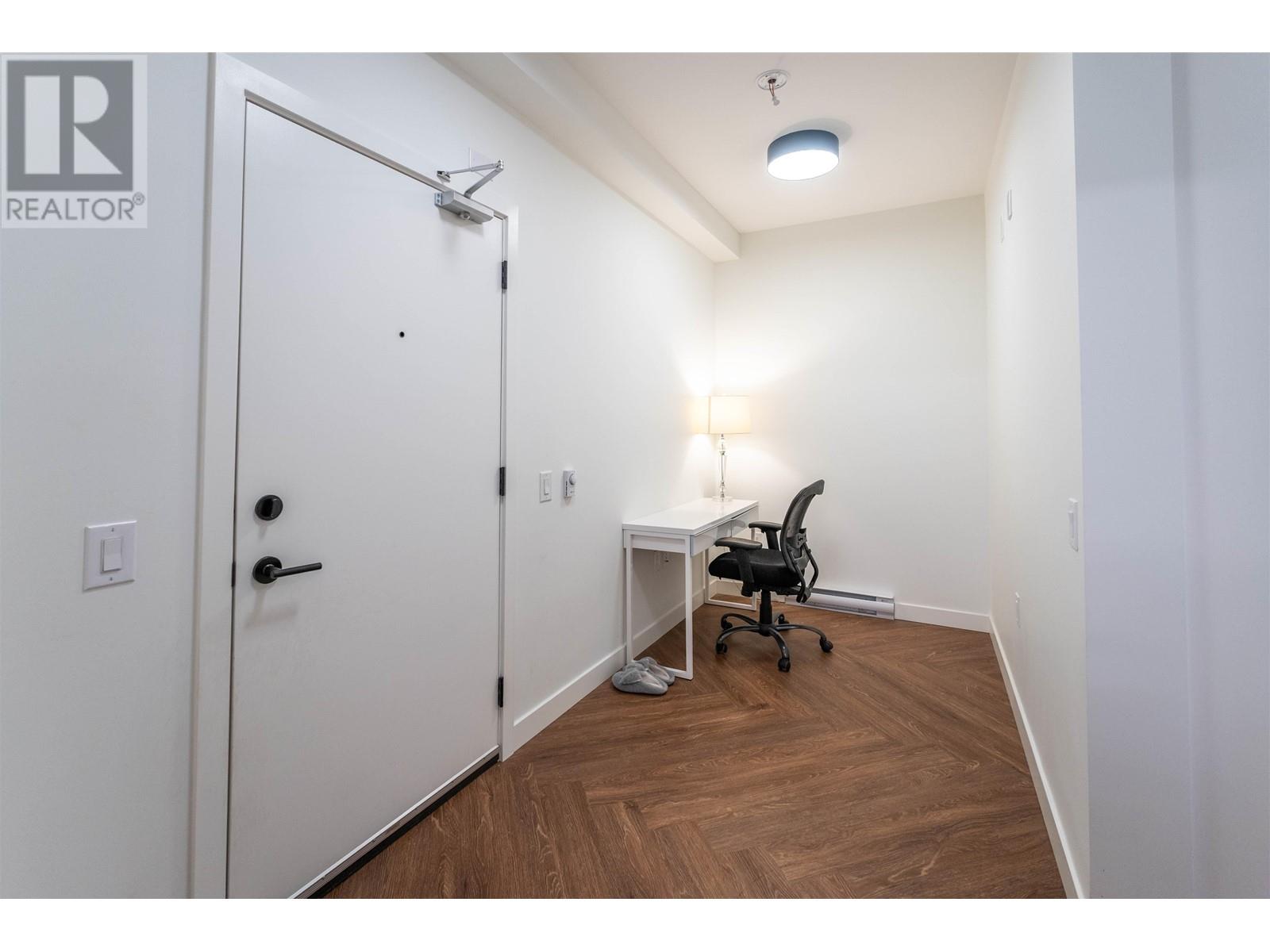 302 3229 ST JOHNS STREET, Port Moody real estate listing R2988939