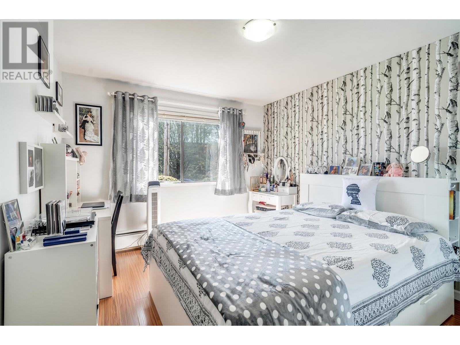 Photo 8 of 104 327 Ninth Street, New Westminster BC
