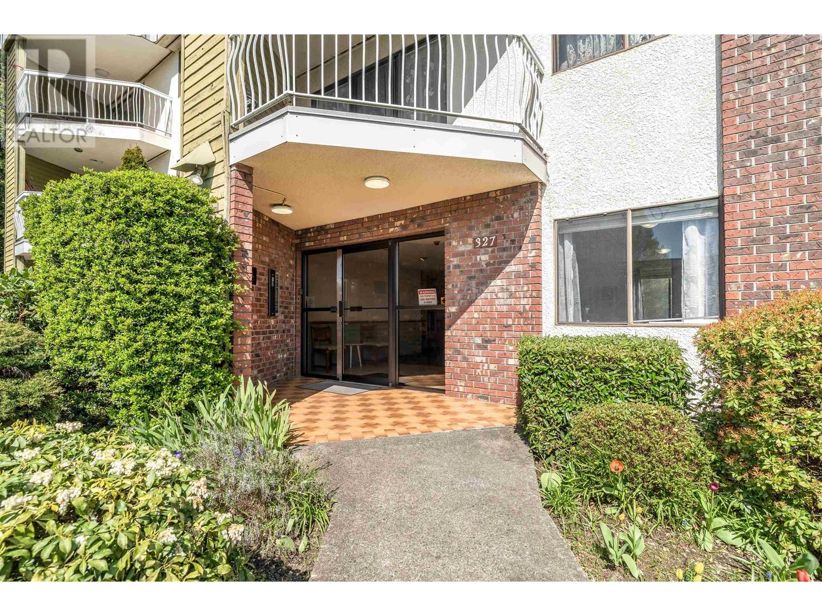 Photo 29 of 104 327 Ninth Street, New Westminster BC