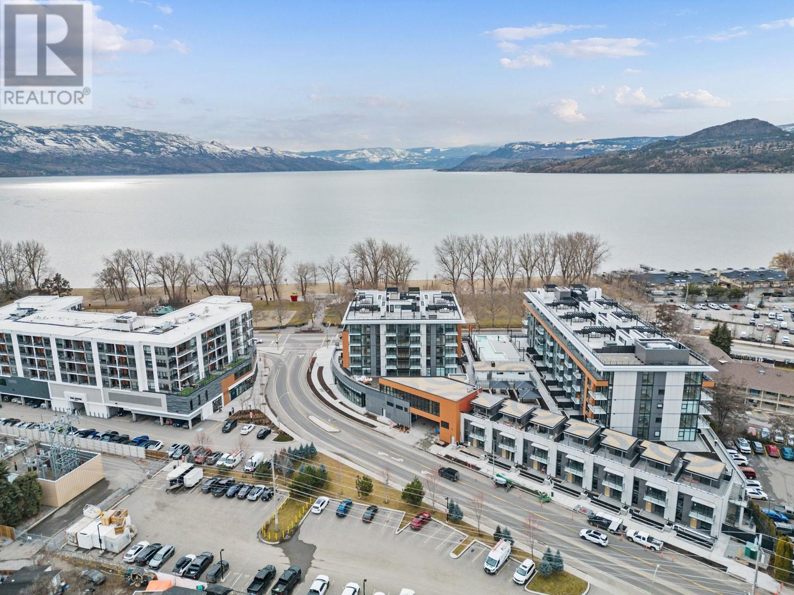 209 3409 Lakeshore Road, Kelowna