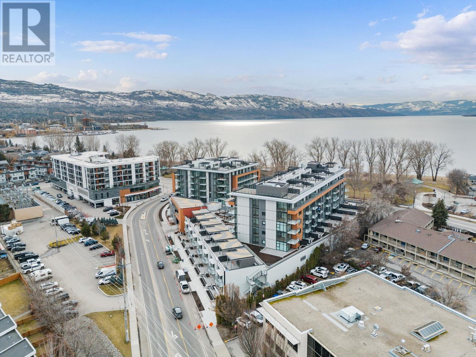 209 3409 Lakeshore Road, Kelowna
